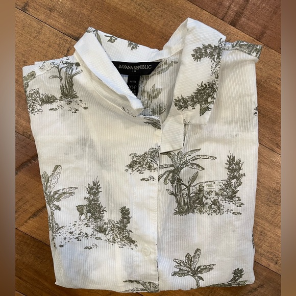 Beachy Button Down - Picture 7 of 7